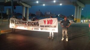 Vecinos de San Juan de Abajo protestan por mal estado de acceso a la colonia en León
